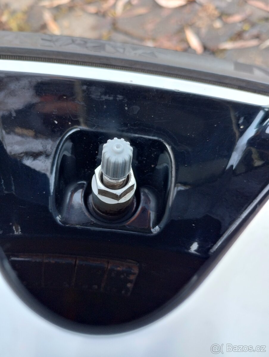 Originál ALU kola Hyundai i30N R18 + zimní pneu - 5