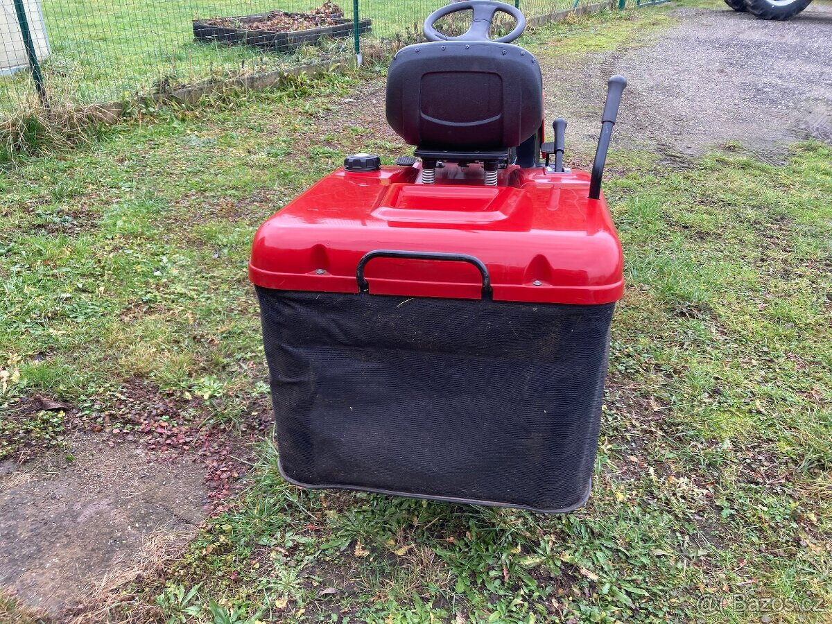 Zahradní traktor Toro DH 200 ( Karsit ČR ) - 5