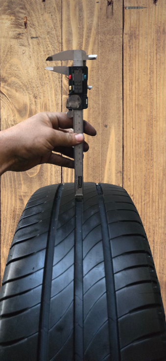 235/60/17C Michelin - letní - pošlu na dobírku - 5