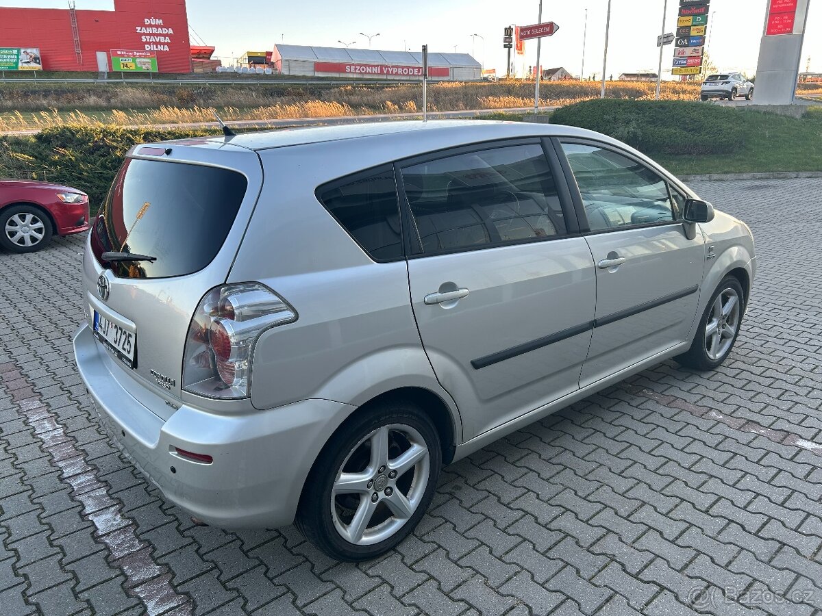 Toyota Corolla Verso 2.2 D-Cat 2006 - 5