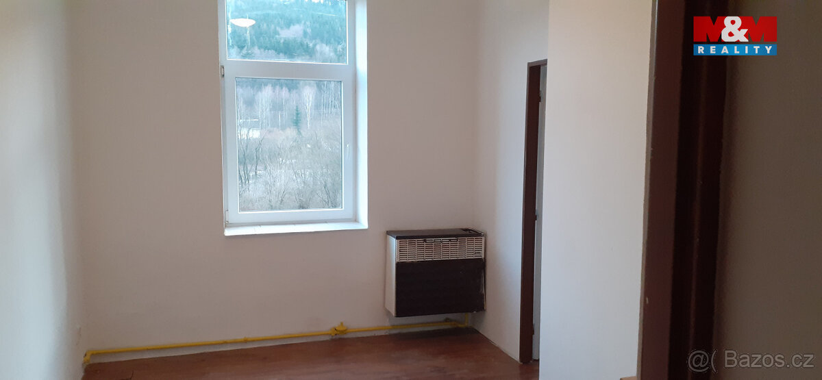 Pronájem bytu 2+1 v Tanvaldu, ul. Horská - 5