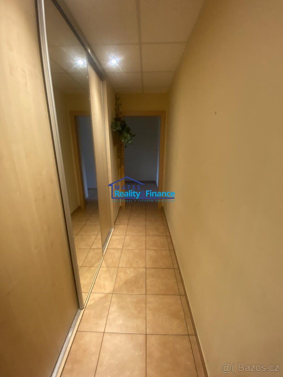 Pronájem zařízeného a vybaveného bytu 2+1 Most, ul. tř. Budo - 5