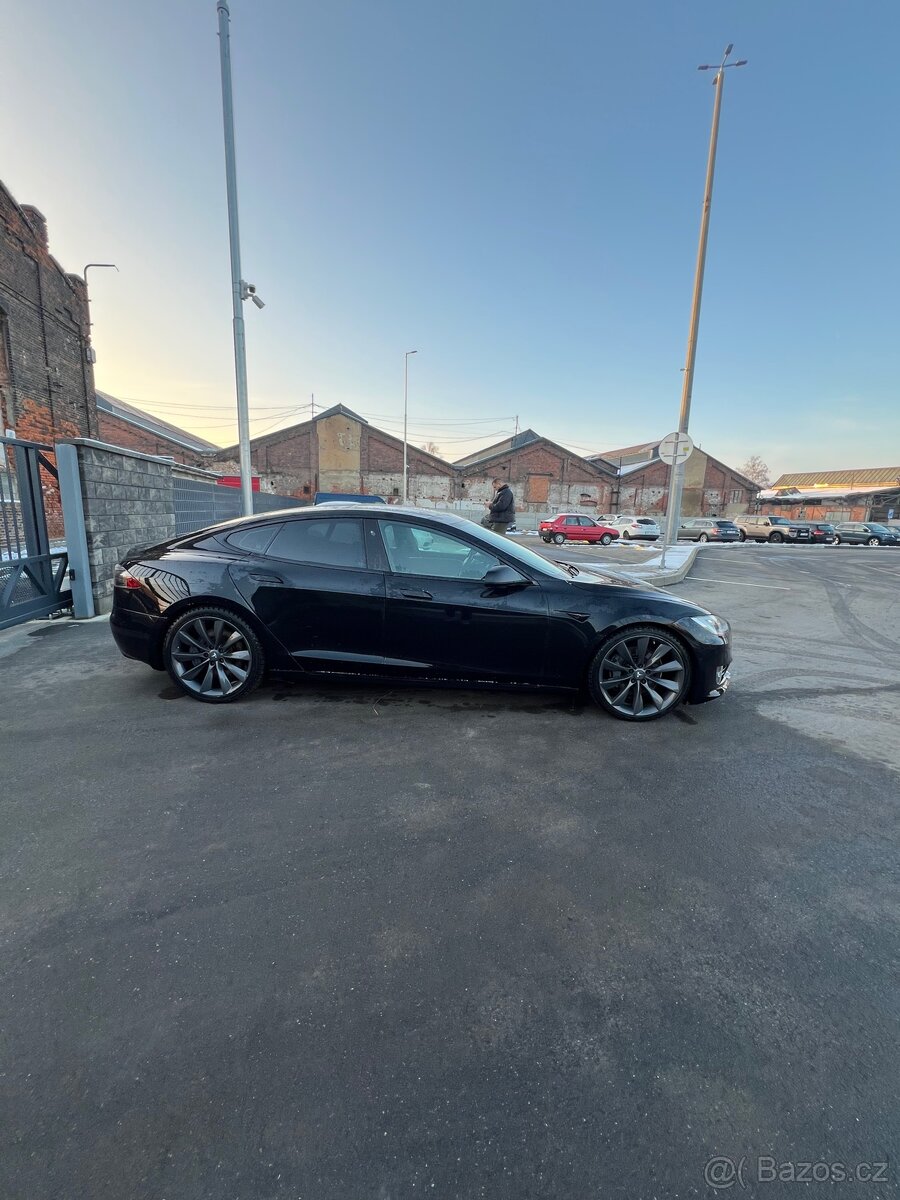 Tesla model S 75d 2017 - 5
