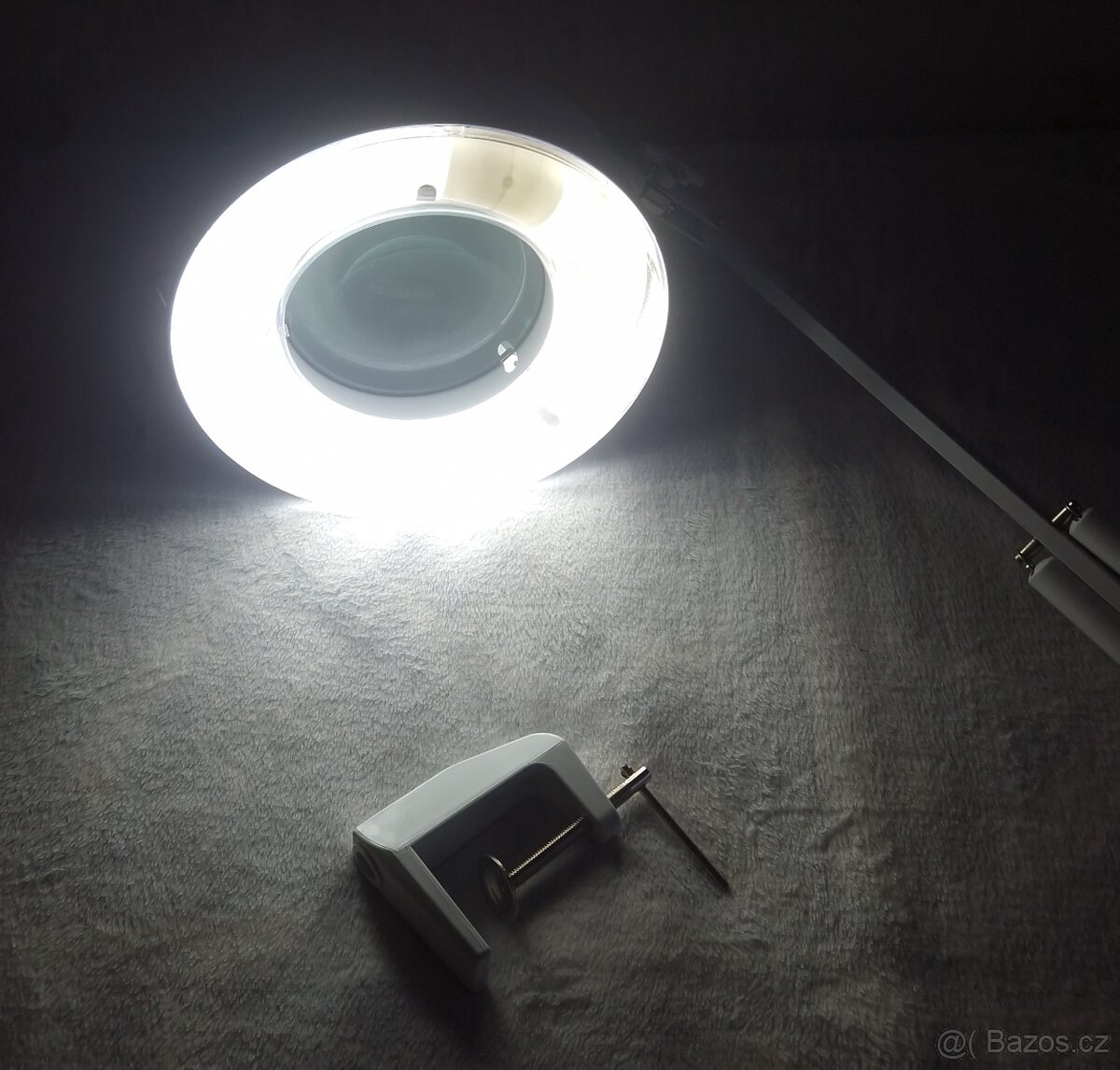 stolní lampa s lupou zn. ProsKit 22W - 5