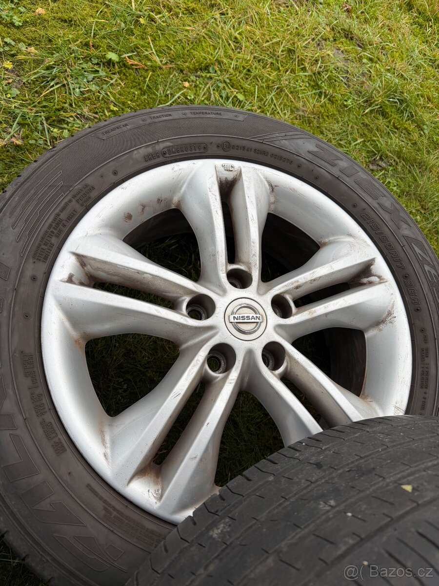 Originál letní alu kola Nissan 215/60R17 5x114,3 - 5
