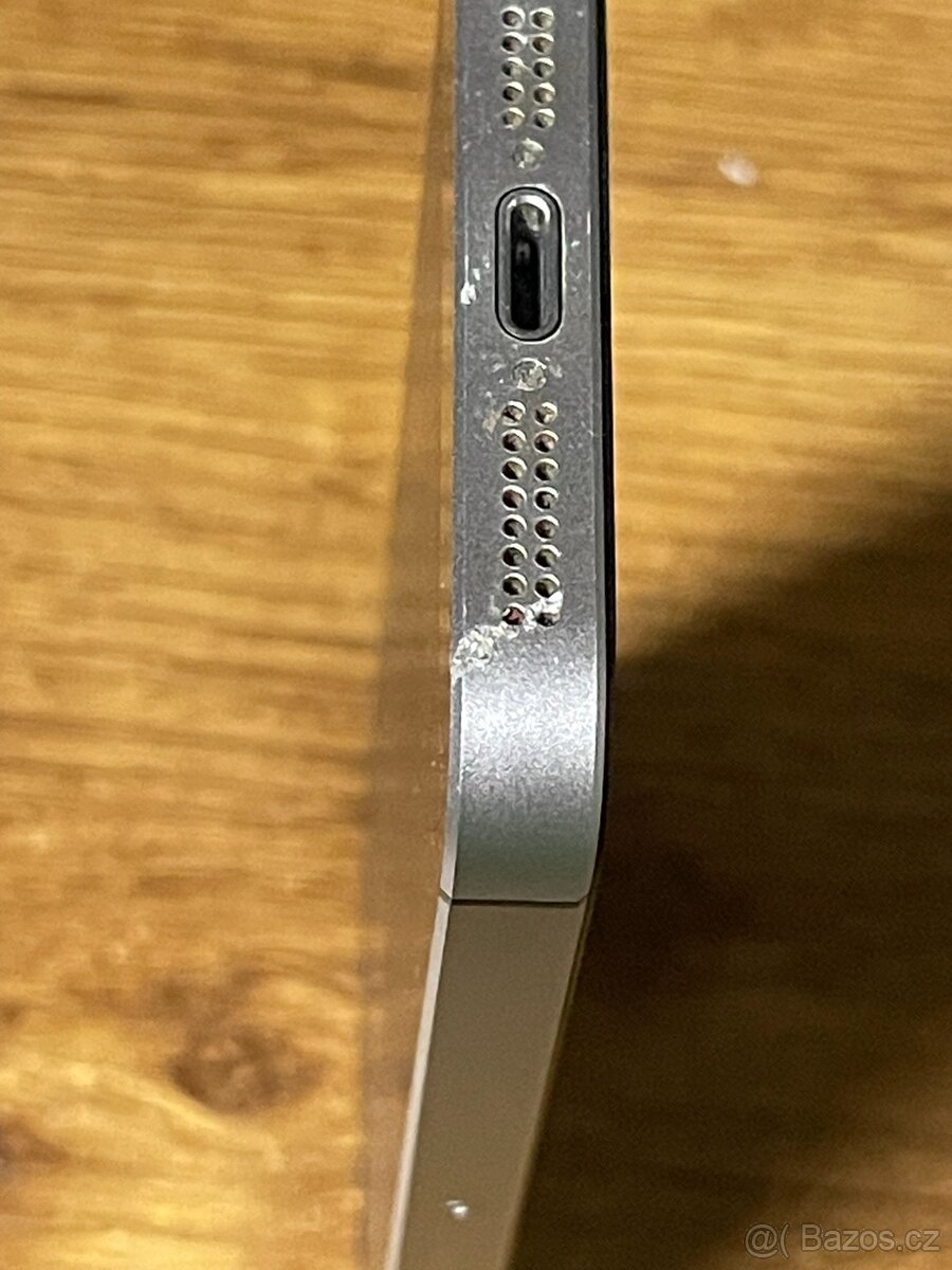 3x iPhone - 5, SE, 6 - 5