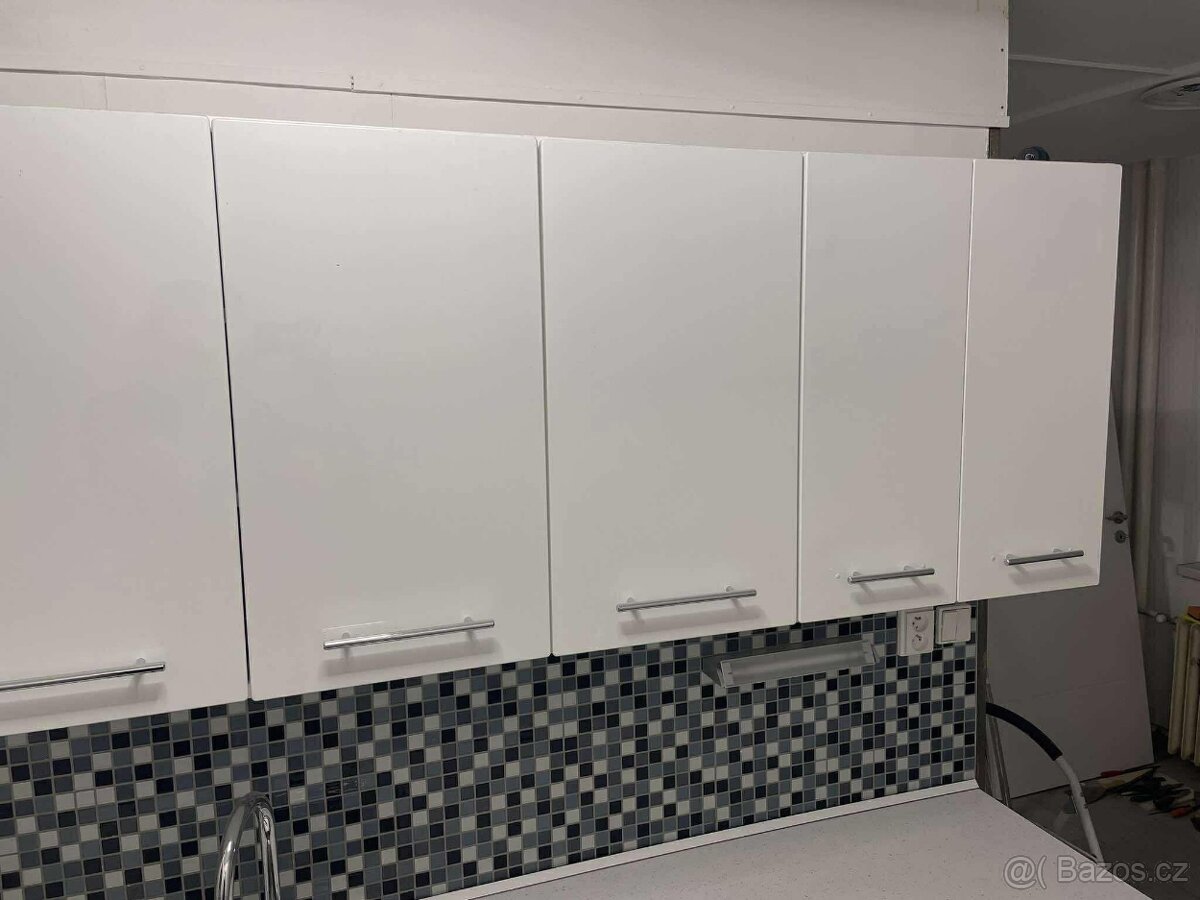 Kuchyňská linka vysoký lesk - 5