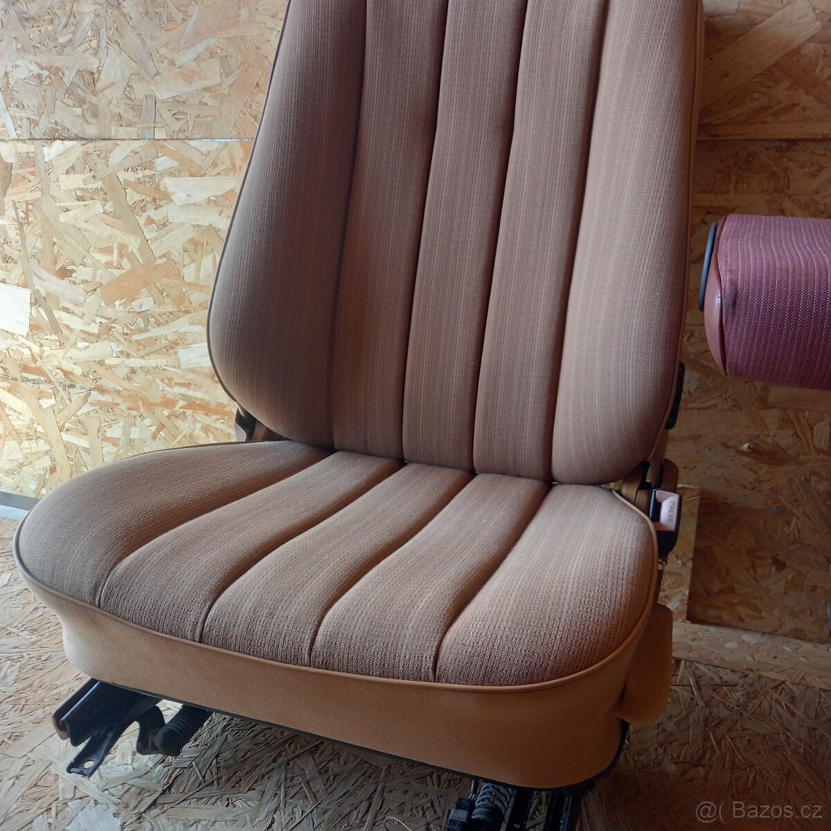 Mercedes w124 Coupe sedadla - 5