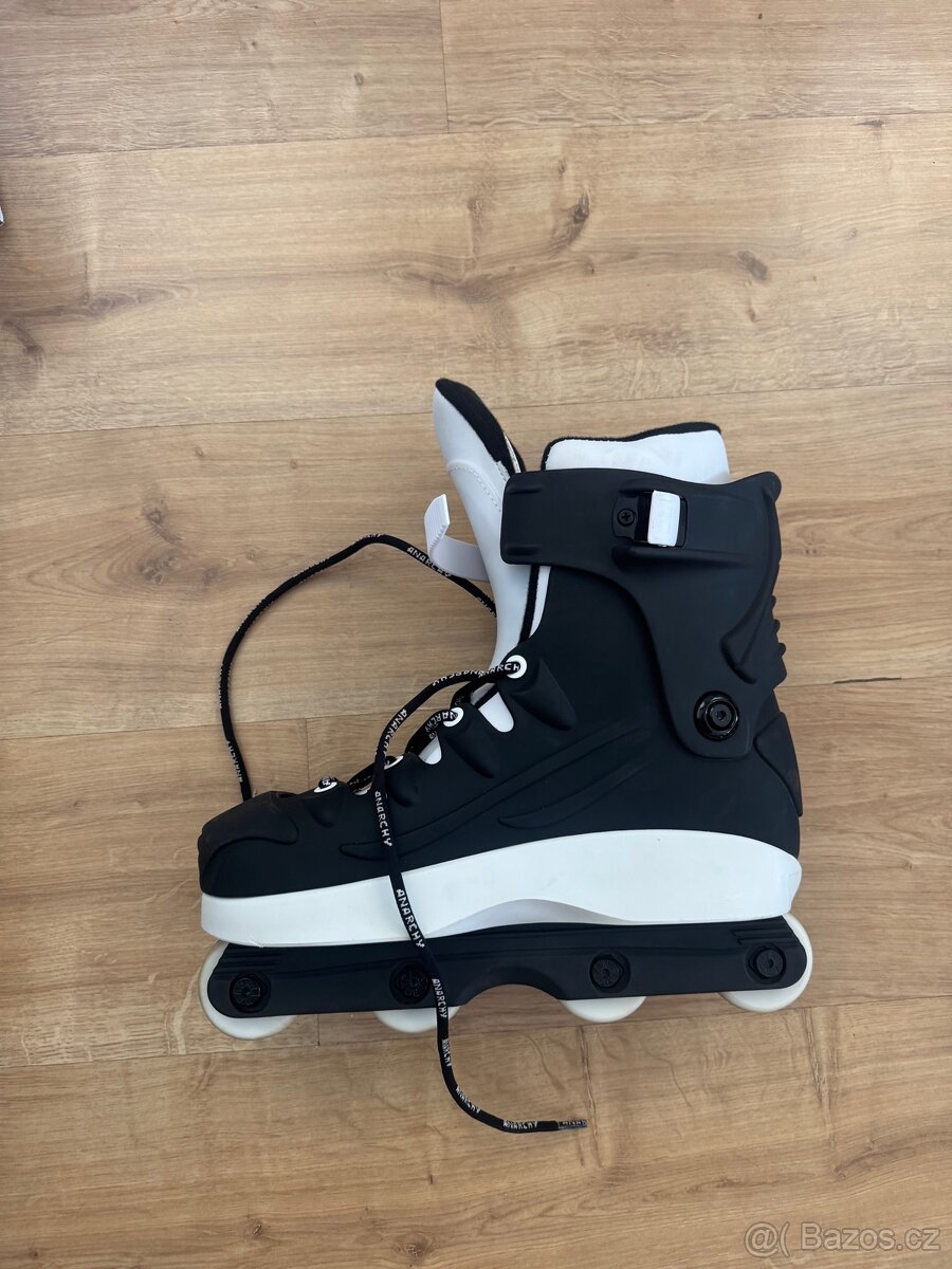 Anarchy - Revolution V2 Black - 5