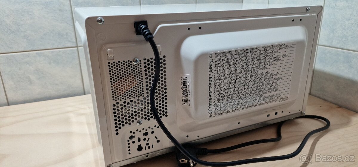 Mikrovlnná trouba SHARP R270W - 5