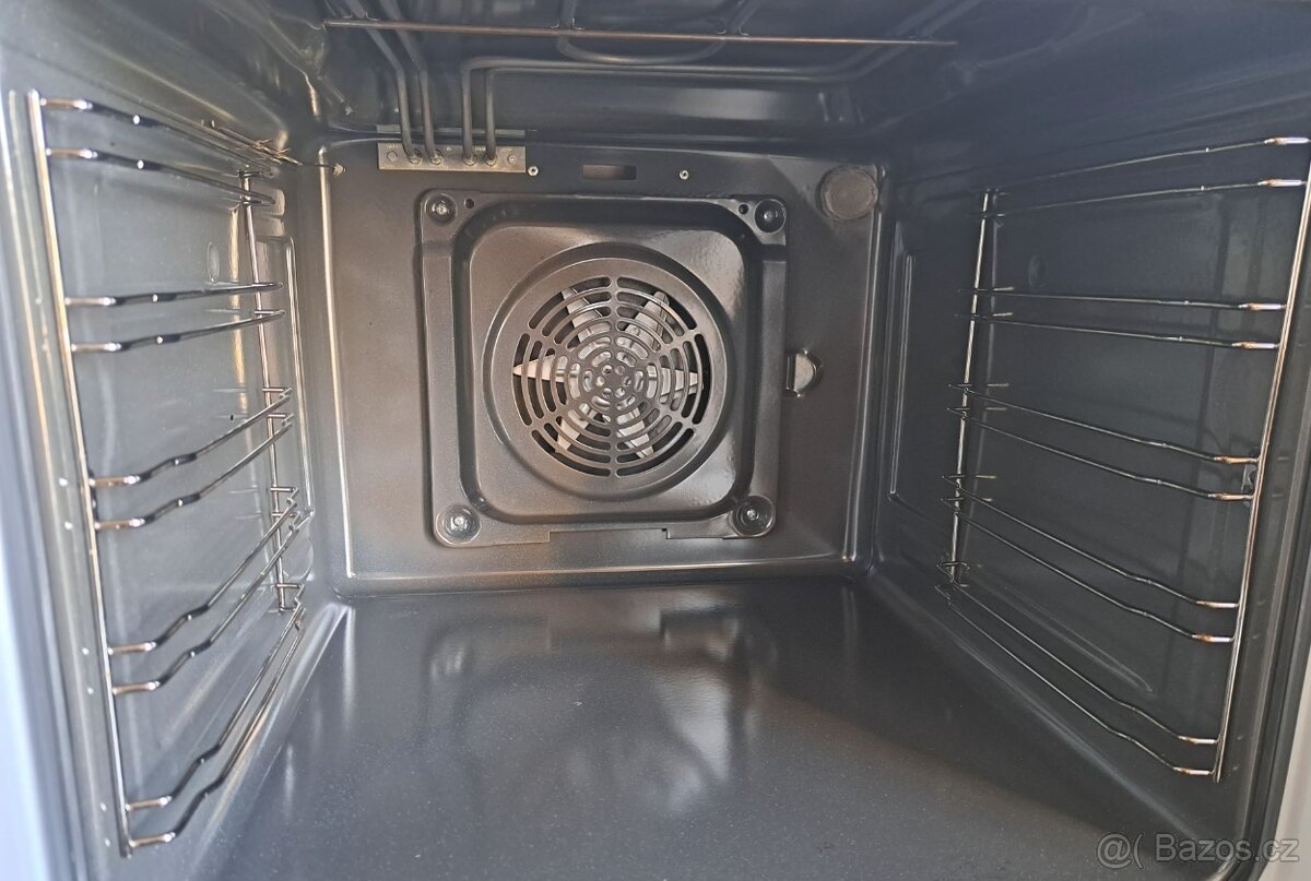 AMICA sklokeramický sporák, SHC 11542 W. - 5