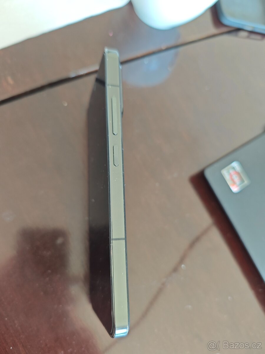 Xiaomi 13 256GB černý - 5