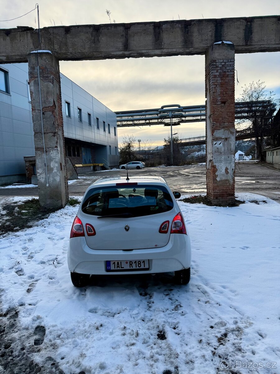 Renault Twingo facelift - 5