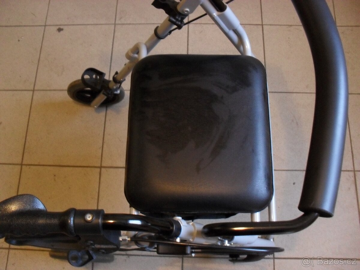 Chodítko pro seniory - 5