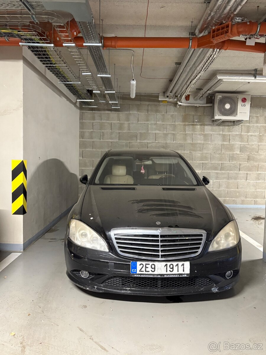 Mercedes-Benz S-Class (W221) - 5