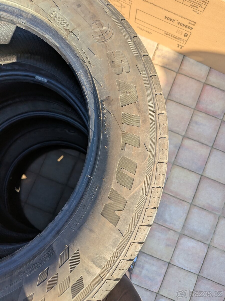 Pneu letní 215/65 R17 - 5