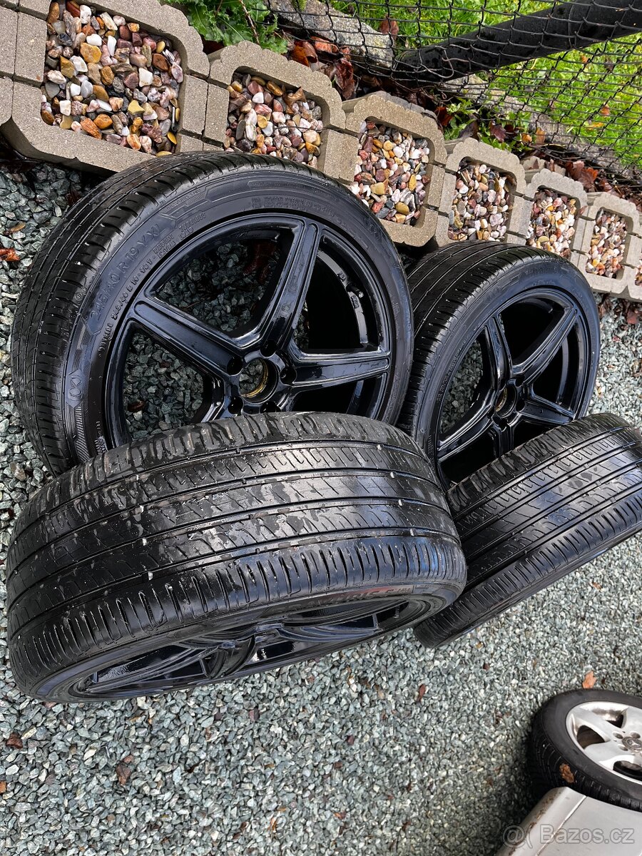 Kola na Mercedes Benz 245/45 R19 letni - 5