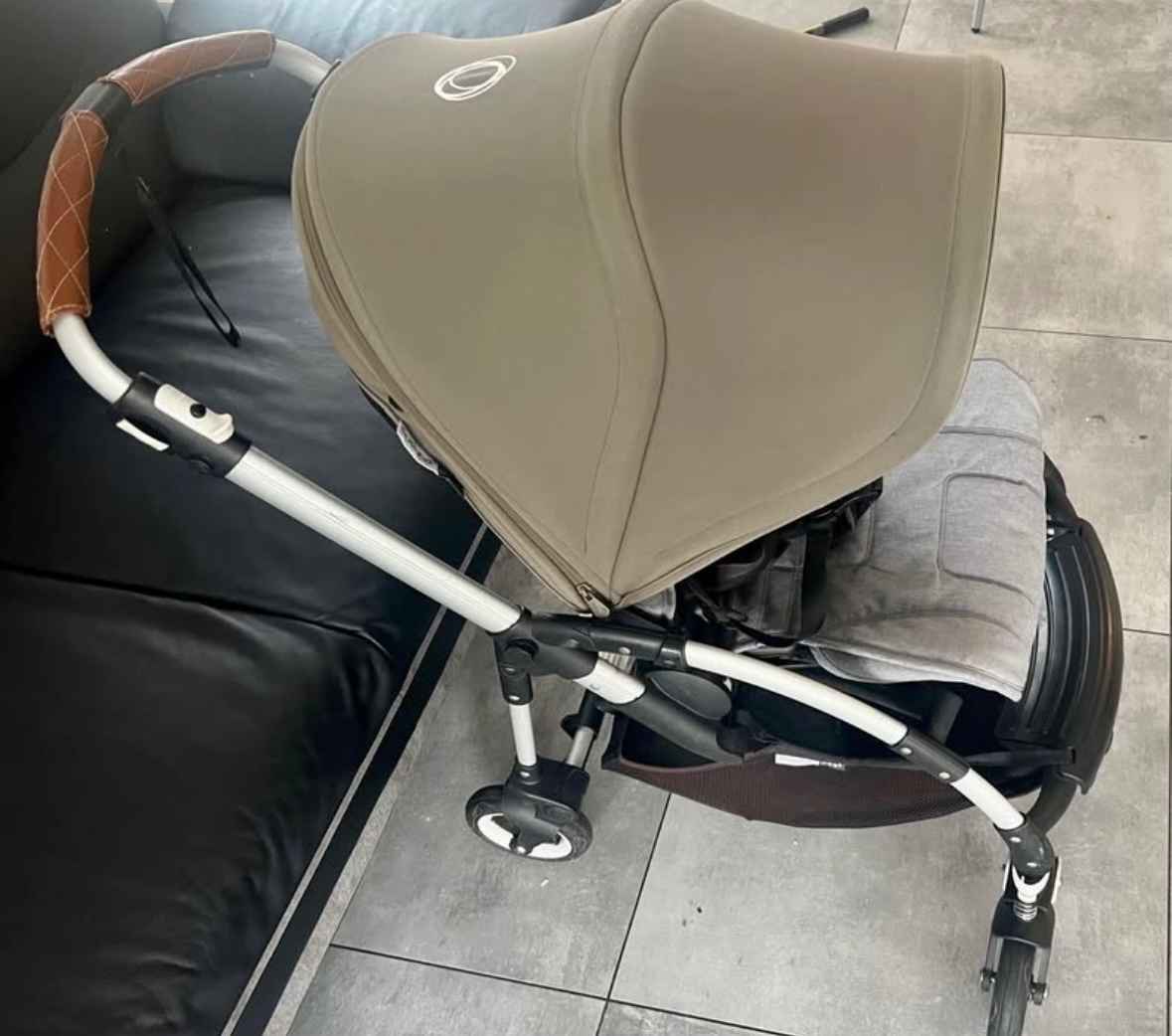 Kočárek BUGABOO BEE 5 zachovalý součástí taška a slída - 5