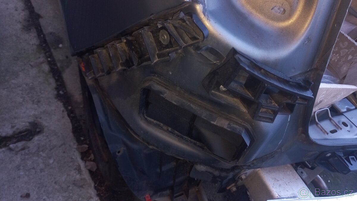 Opel Meriva B rok 2014 zadní nárazník,výztuha,držáky narazni - 5