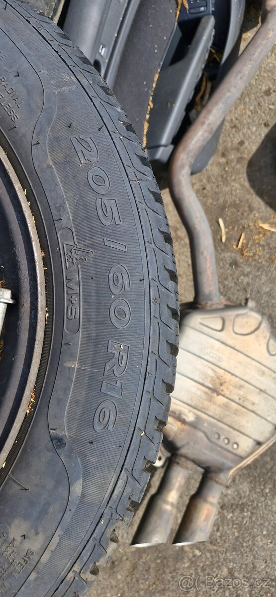 Zimni kola 5x122 audi A4 B8 8k 205/60 r16 pneu - 5