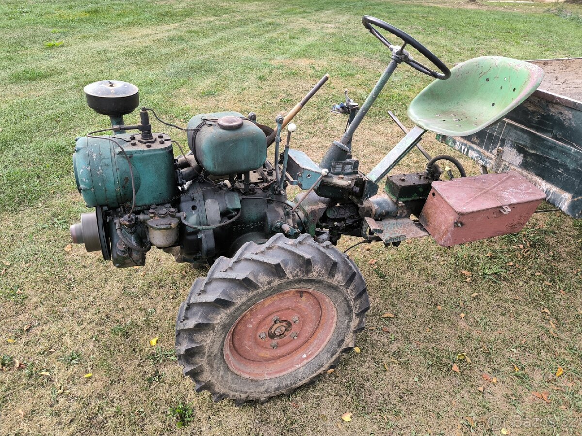 Traktor tovární výroby Agrostroj.4x4 - 5