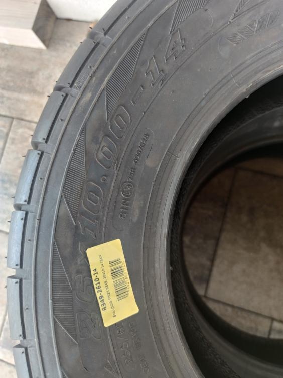 NOVÁ SADA PNEU BULLDOG TIRES B349