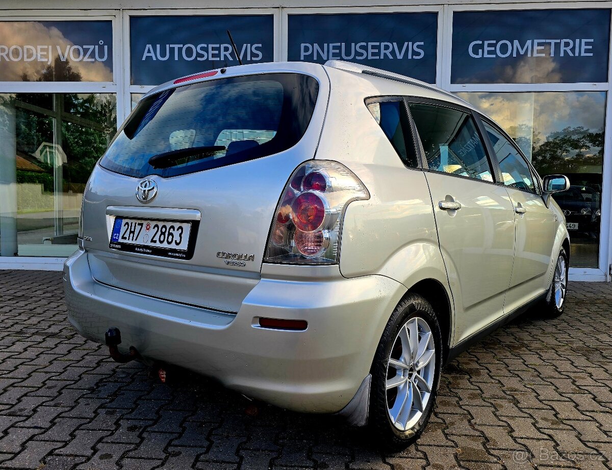 Toyota Corolla Verso, 1,8i serv.kniha 1.maj ČR - 5