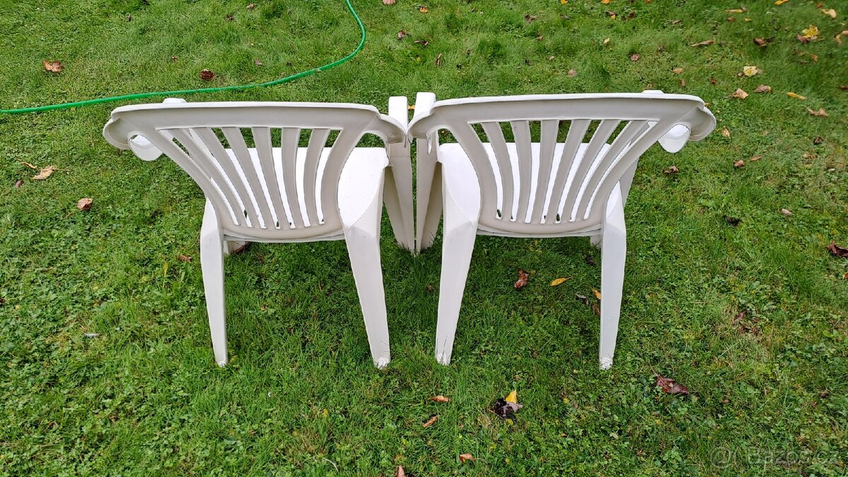 Plastové židle - 5