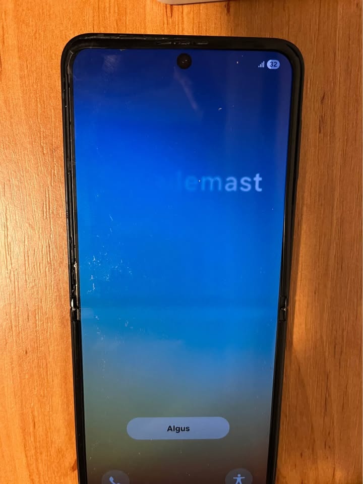 Samsung galaxy Z Flip 3 - 5