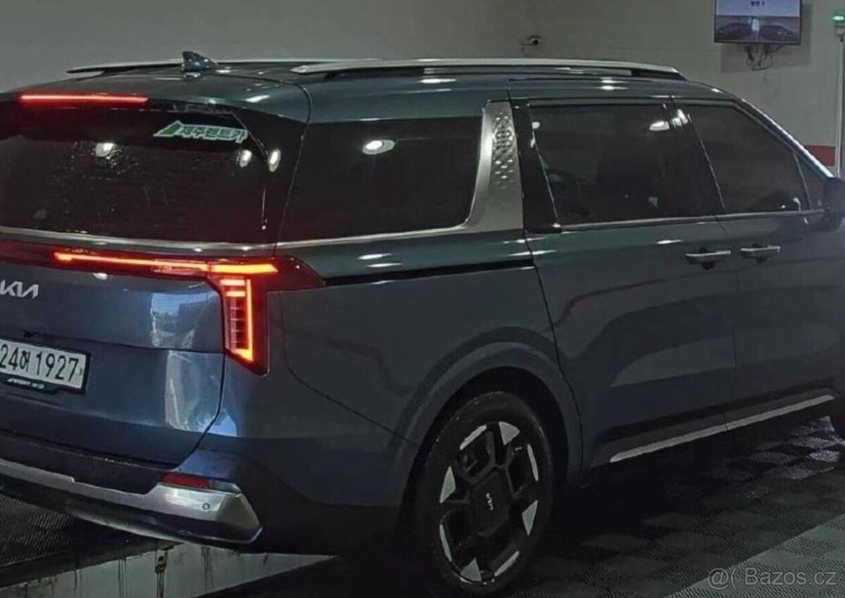 Kia Carnival 2.2-7MÍST-NOVÝ MODEL-NA CESTĚ - 5