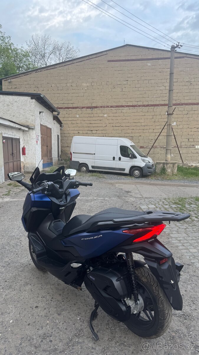 Honda Forza 125 - 5