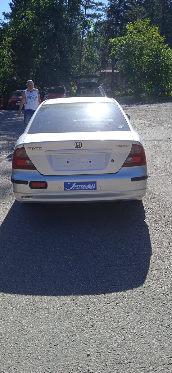 Závodní Honda - 5