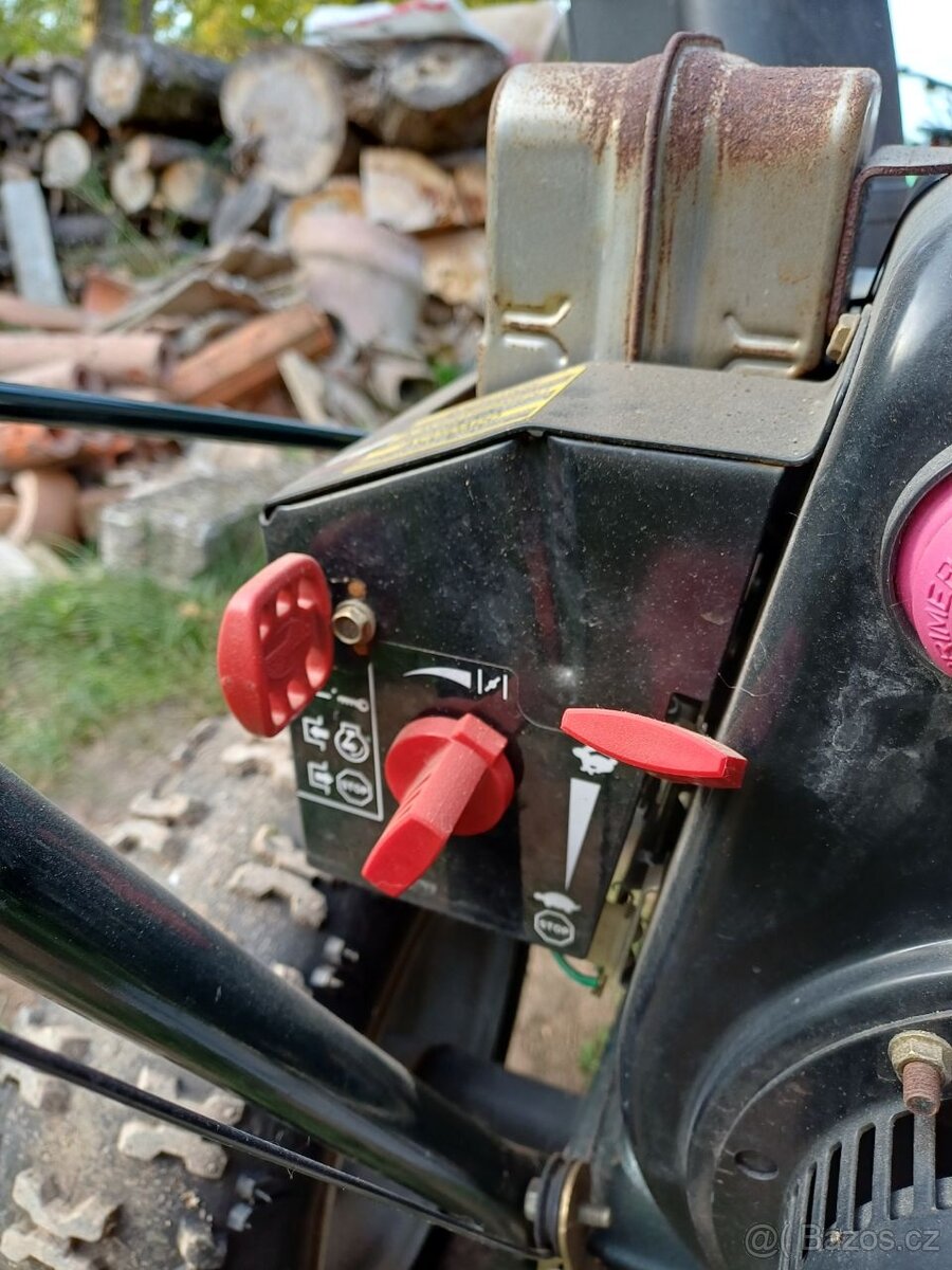 BENZÍNOVÁ SNĚHOVÁ FRÉZA 10,5 HP - 5