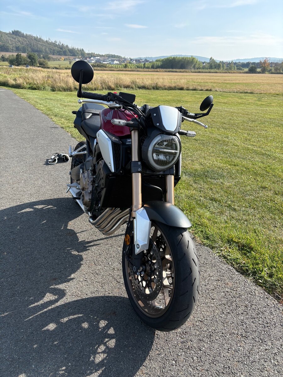 Honda CB650R - 5