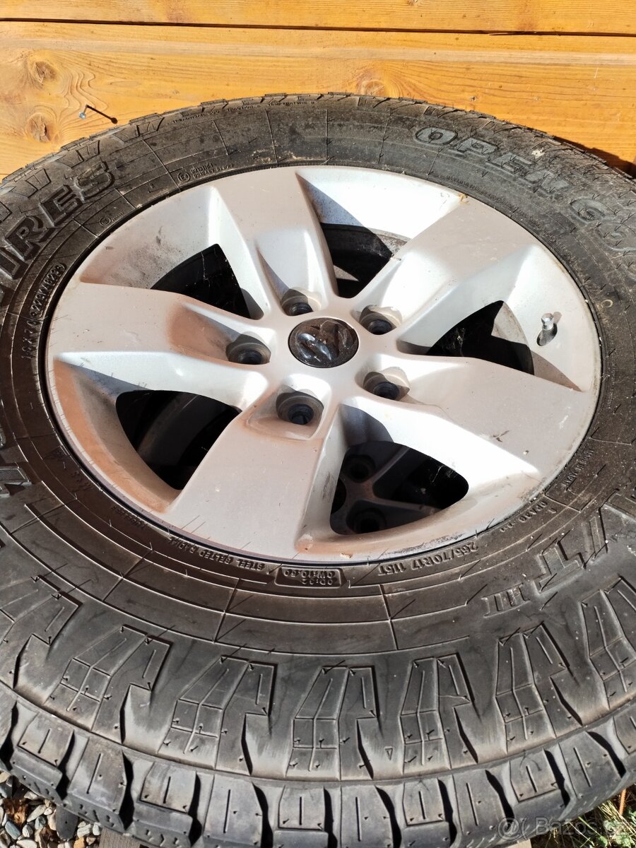 Kola Dodge RAM 1500 - 5