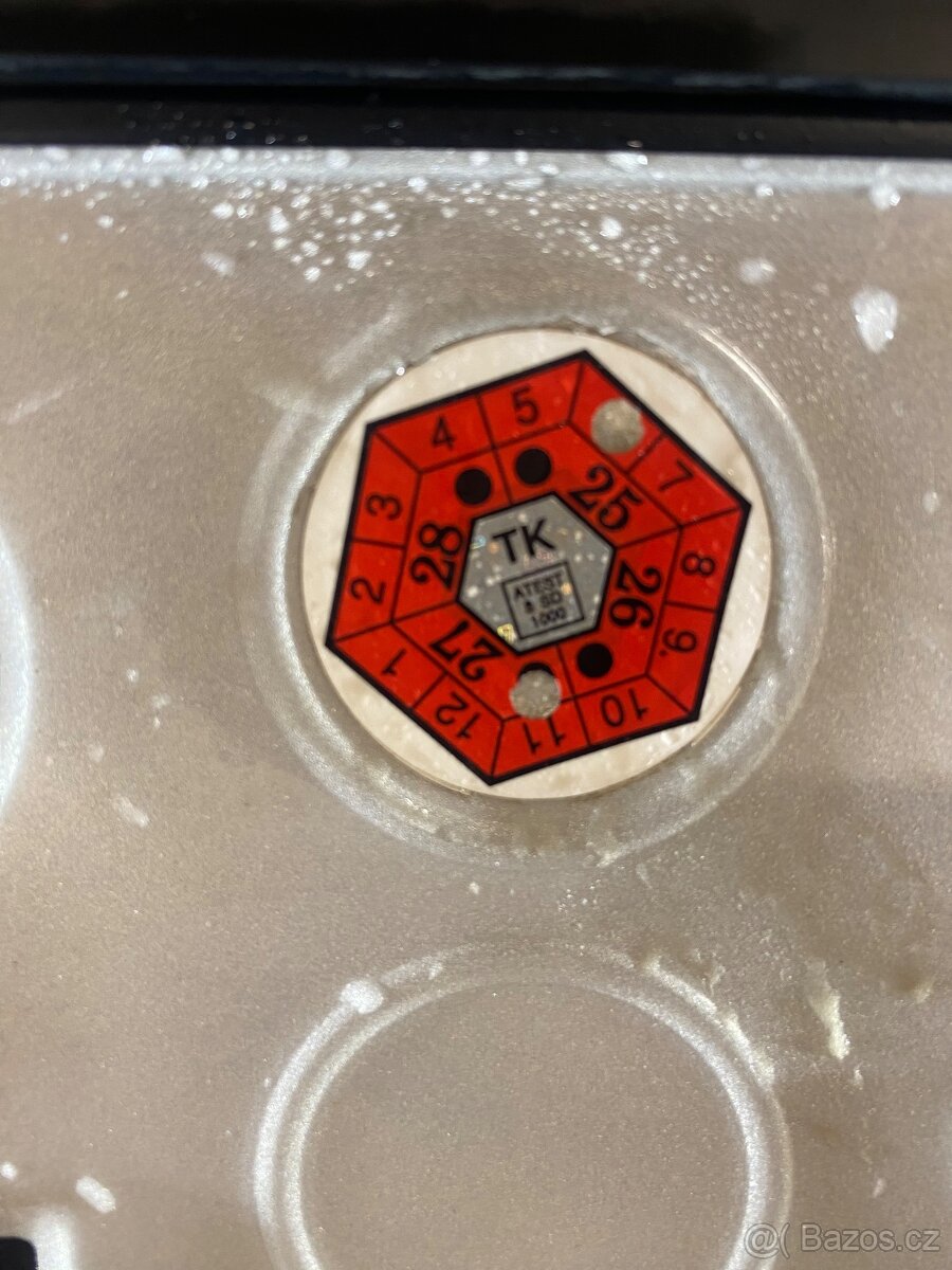 Volkswagen New Beetle 1.9 TDI (66 kW) - 5