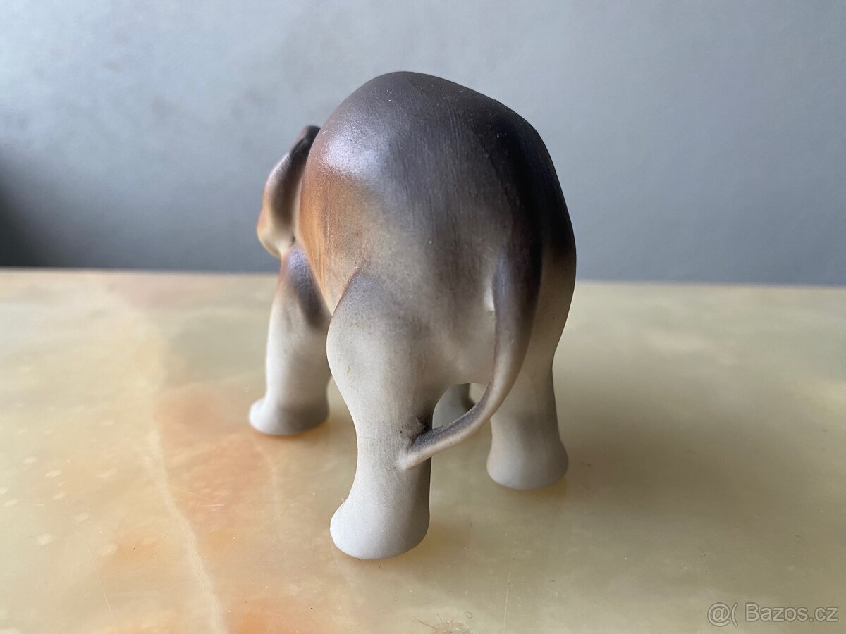 Porcelánové Krabičky A Figurky Royal Dux & Pirkenhammer - 5