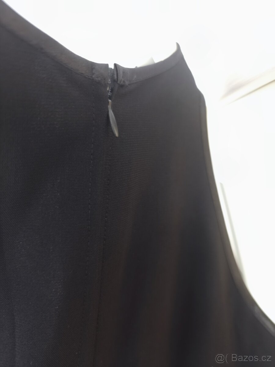 Dlouhé večerní šaty - 5