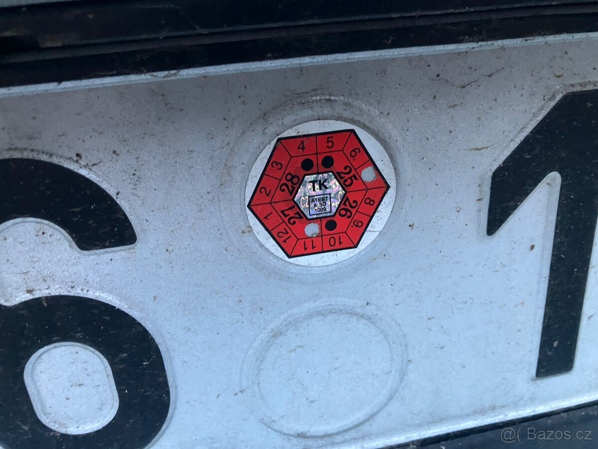 Přívěsný vozík bržděný - 5