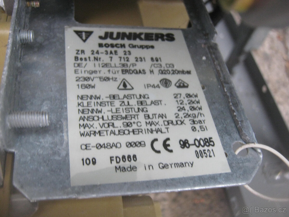 Prodám nástěnný plynový kotel JUNKERS ZR 24-3AE 23 - 5