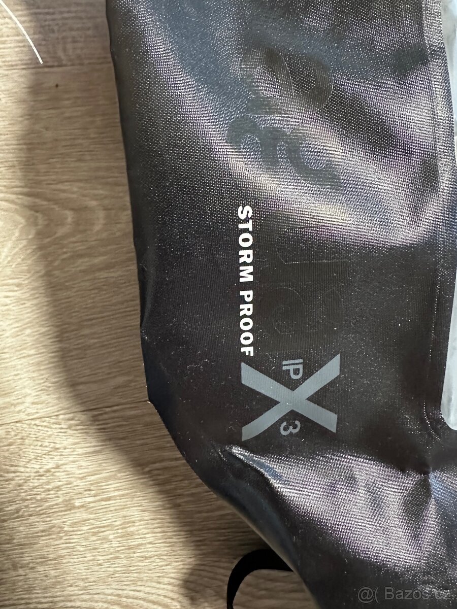 Nepromokavý obal na zrcadlovku - 5