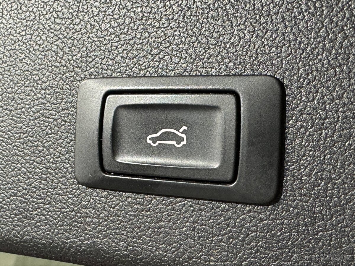 Audi A4 Avant 2.0TDi 110kW Ambition Xenon LED PDC - 5