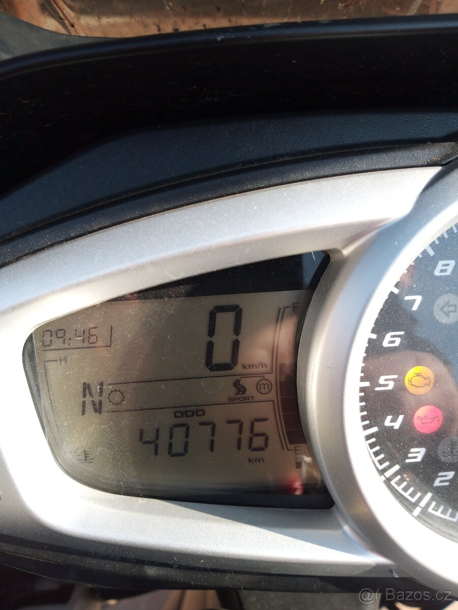 Triumph Tiger 1050 sport - 5