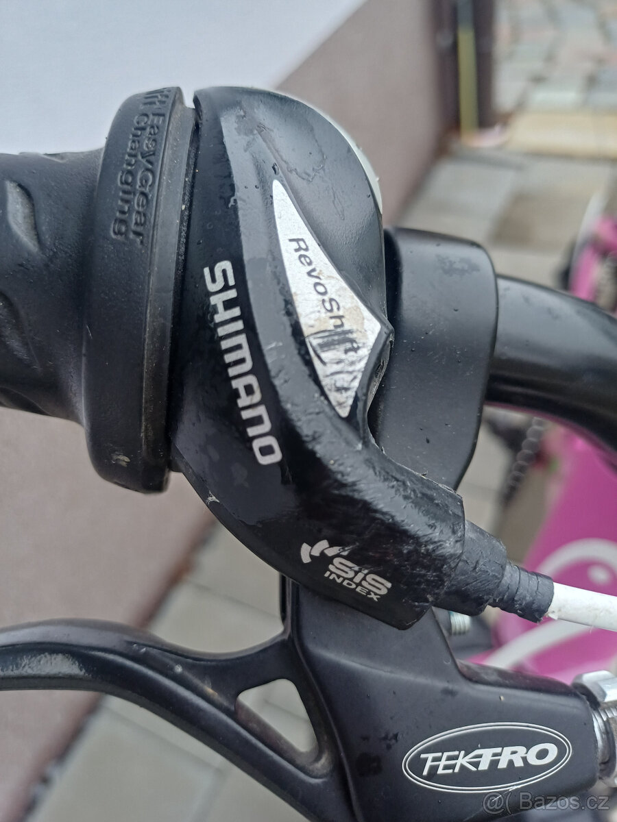 dívčí kolo Head Morelia 20 - 5