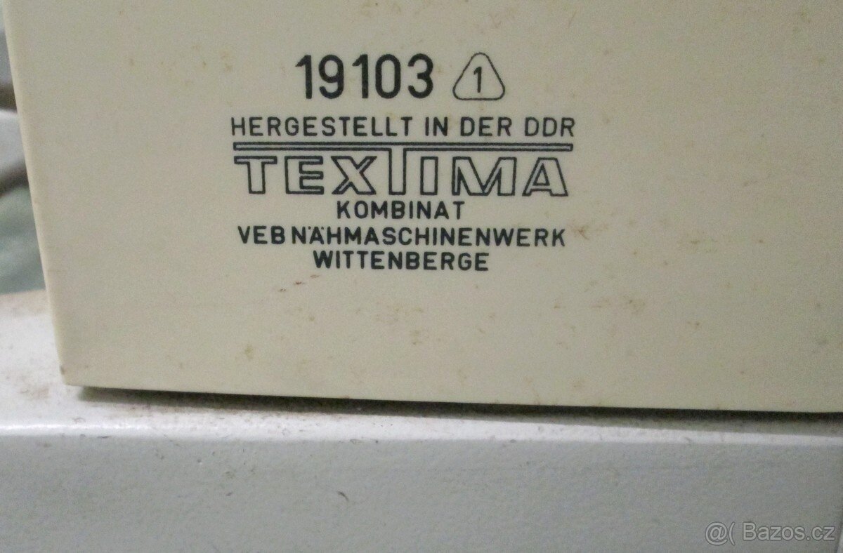 Šikovný stolní mandl Veritas - 5