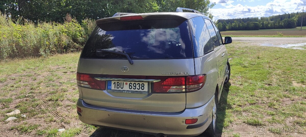 Toyota Previa - 5