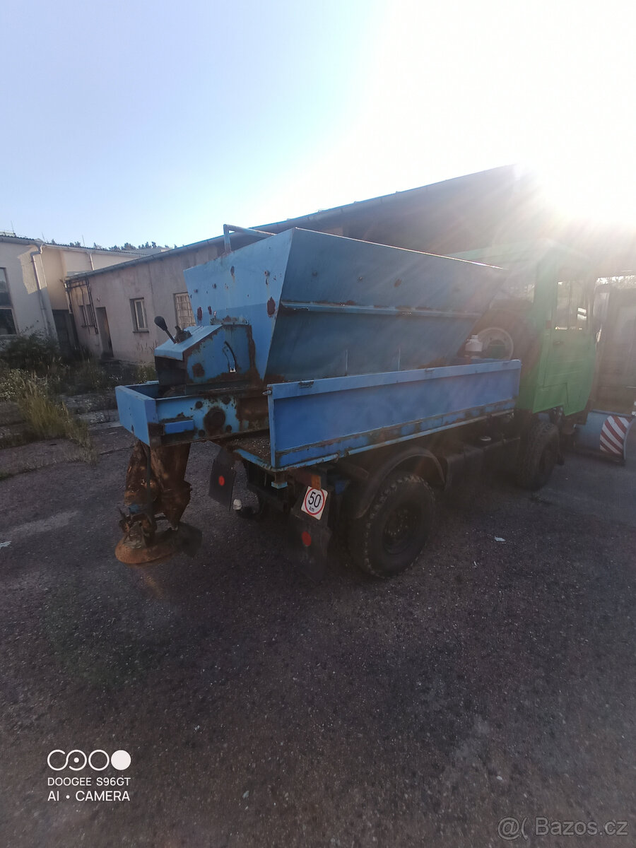 prodám ifa multicar m25 4x4 sypač sněhová radlice - 5