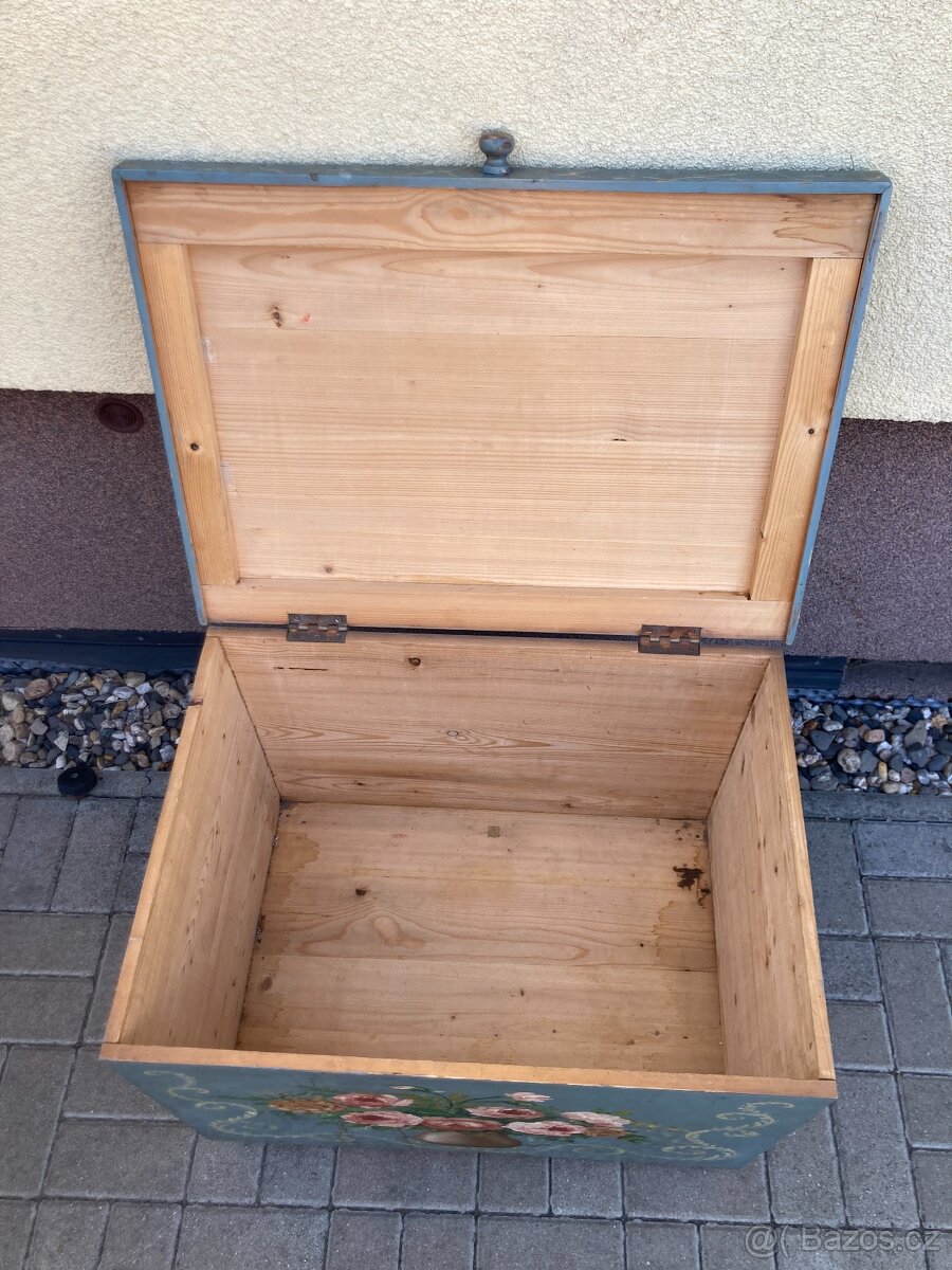 Dřevěná truhla - malovaná - 5