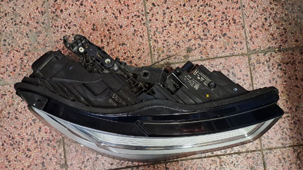 Prodám PP světlomet Audi A6 model C7 4G0.931.034.H - 5