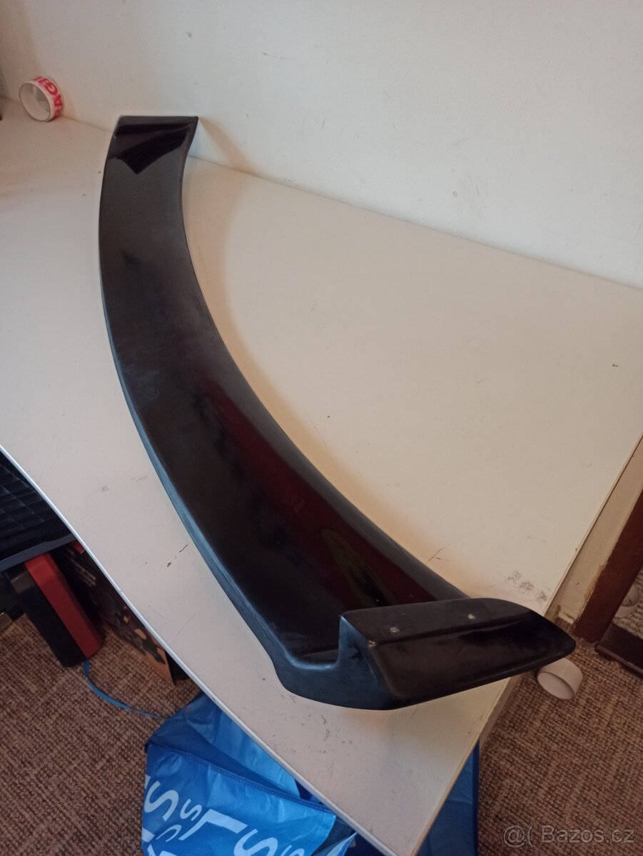 Škoda Octavia 2 (2004-2013) křídlo kufru, vzhled RS - 5